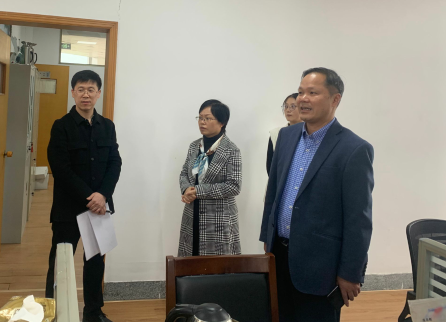 http://medical.usx.edu.cn/__local/F/D9/C0/78AF8DC84F976C45BEA7BEDF81A_7177D8C2_83F04.png